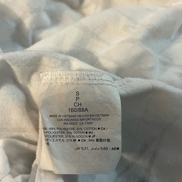 White and Gray Activewear Sleeveless Tank Top with Racerback - Picture 8 of 9